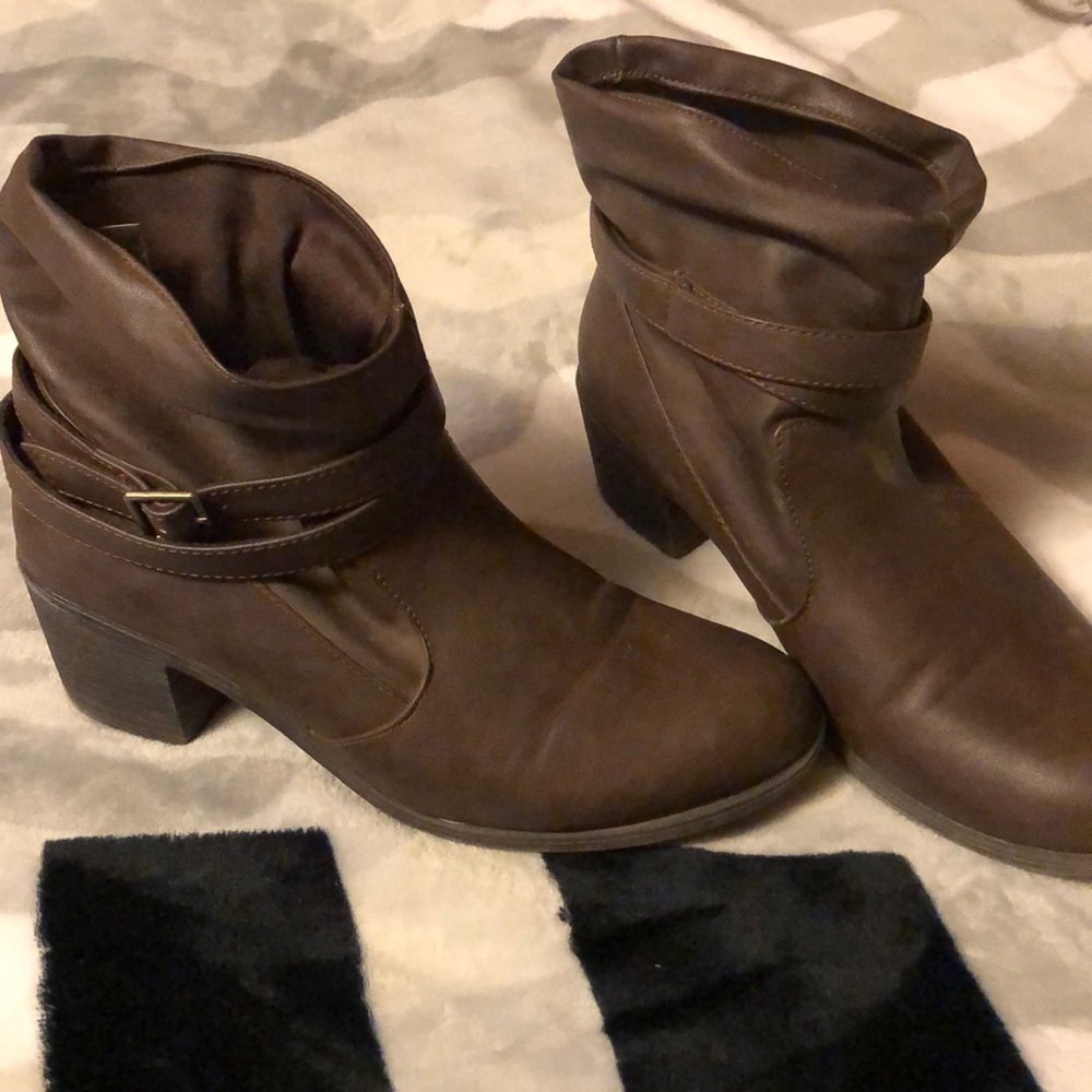 American eagle boots